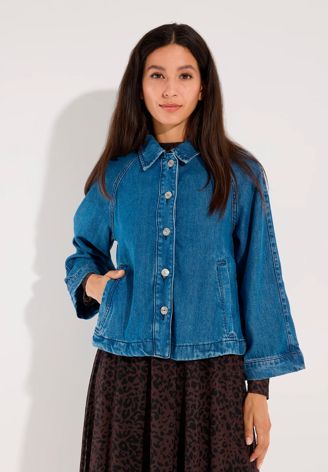 More &amp; More Middle Blue Denim Women Denim Jacket SKU: 61076200_M0962 Image 01
