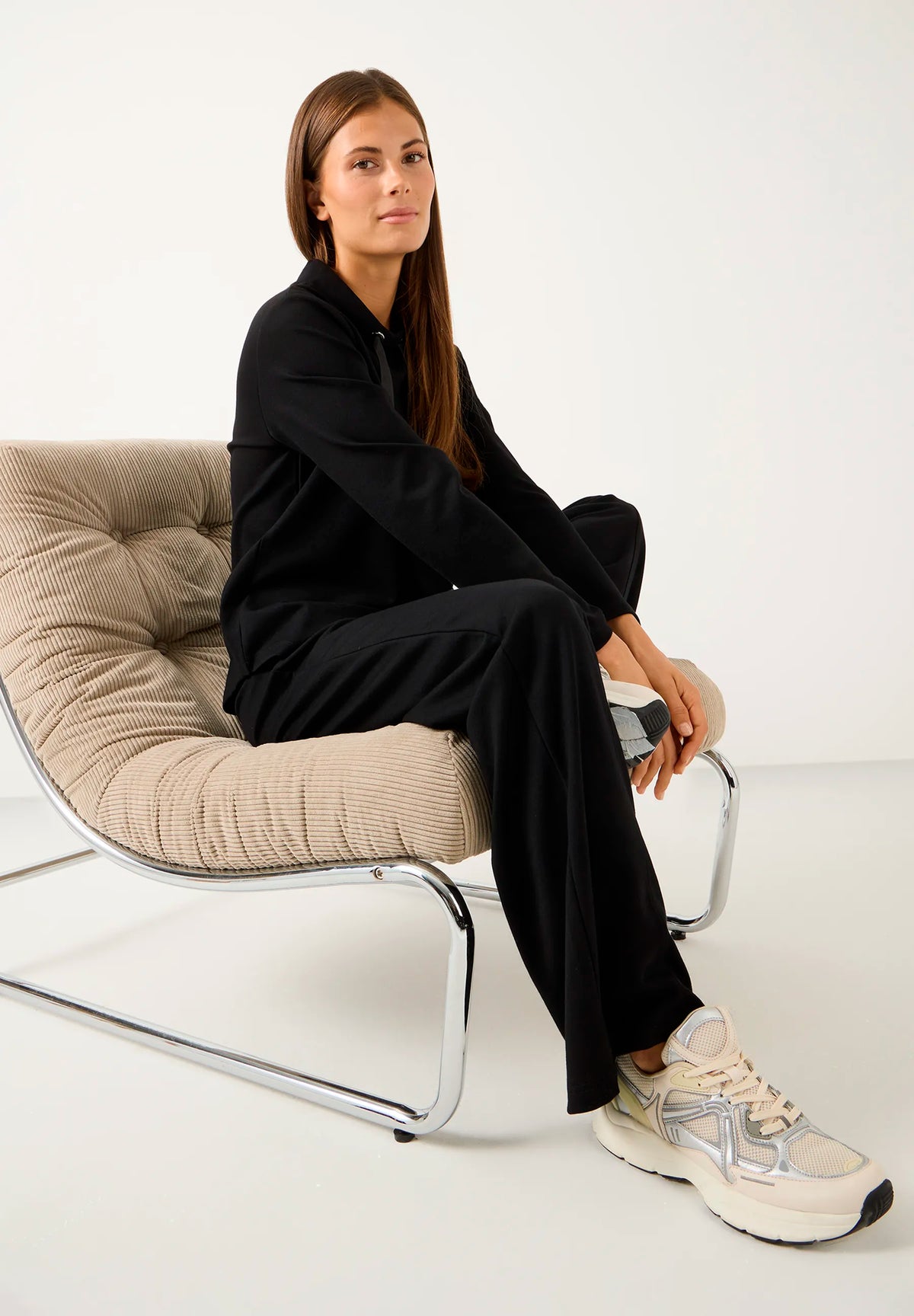 More &amp; More Black Women Sweatshirt with Tunnel Collar SKU: 61080855_M0790 Image 04