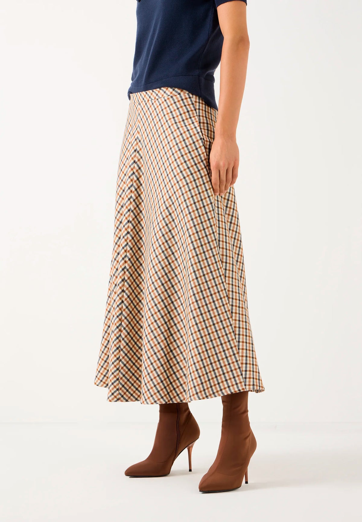 More &amp; More Wallpaper Print Women More Plaid Skirt SKU: 61085050_M4031 Image 03