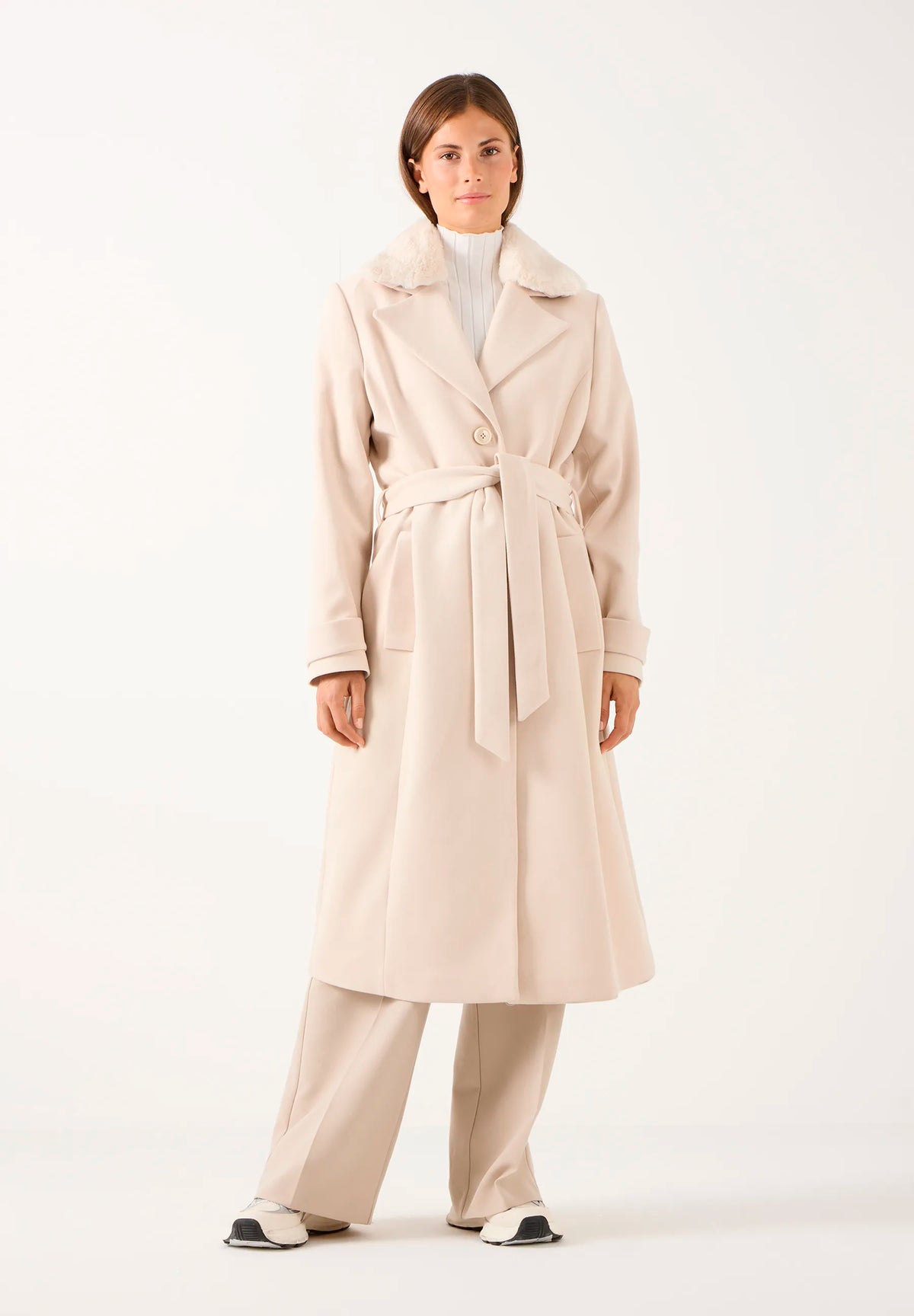 More &amp; More Powder Creme Women Coat with Faux Fur Collar SKU: 61147013_M0031 Image 01