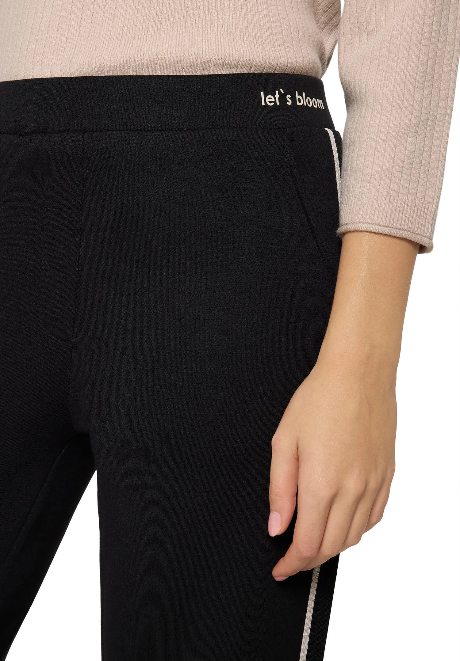 Betty Barclay Black Women Slip-On Trousers 1/1 Length SKU: 6141-1499_9045 Image 04
