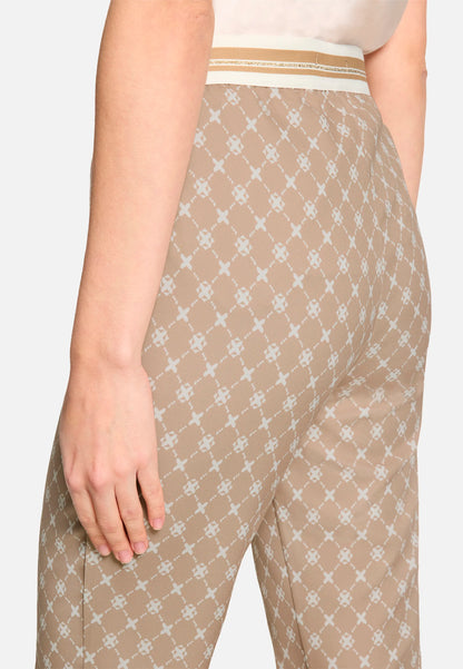 Betty Barclay Nature/Cream Women Casual Slim Fit Trousers SKU: 6143-1706_1814 Image 02