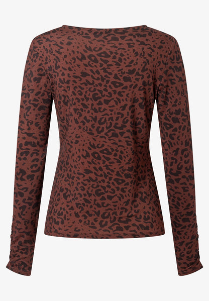 More &amp; More Two Tone Animal Print Women T-Shirt with Leopard Print SKU: 61910585_M2279 Image 03