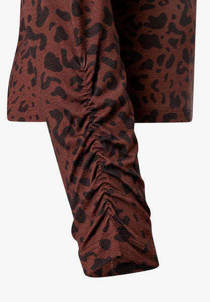 More &amp; More Two Tone Animal Print Women T-Shirt with Leopard Print SKU: 61910585_M2279 Image 04