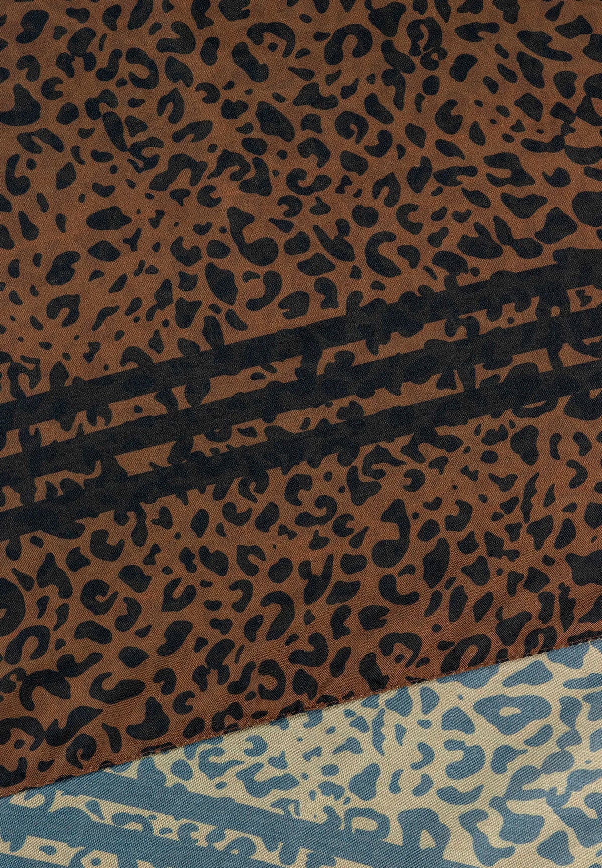 More &amp; More Two Tone Animal Print Women Scarf with Leopard Print SKU: 61919454_M2279 Image 04