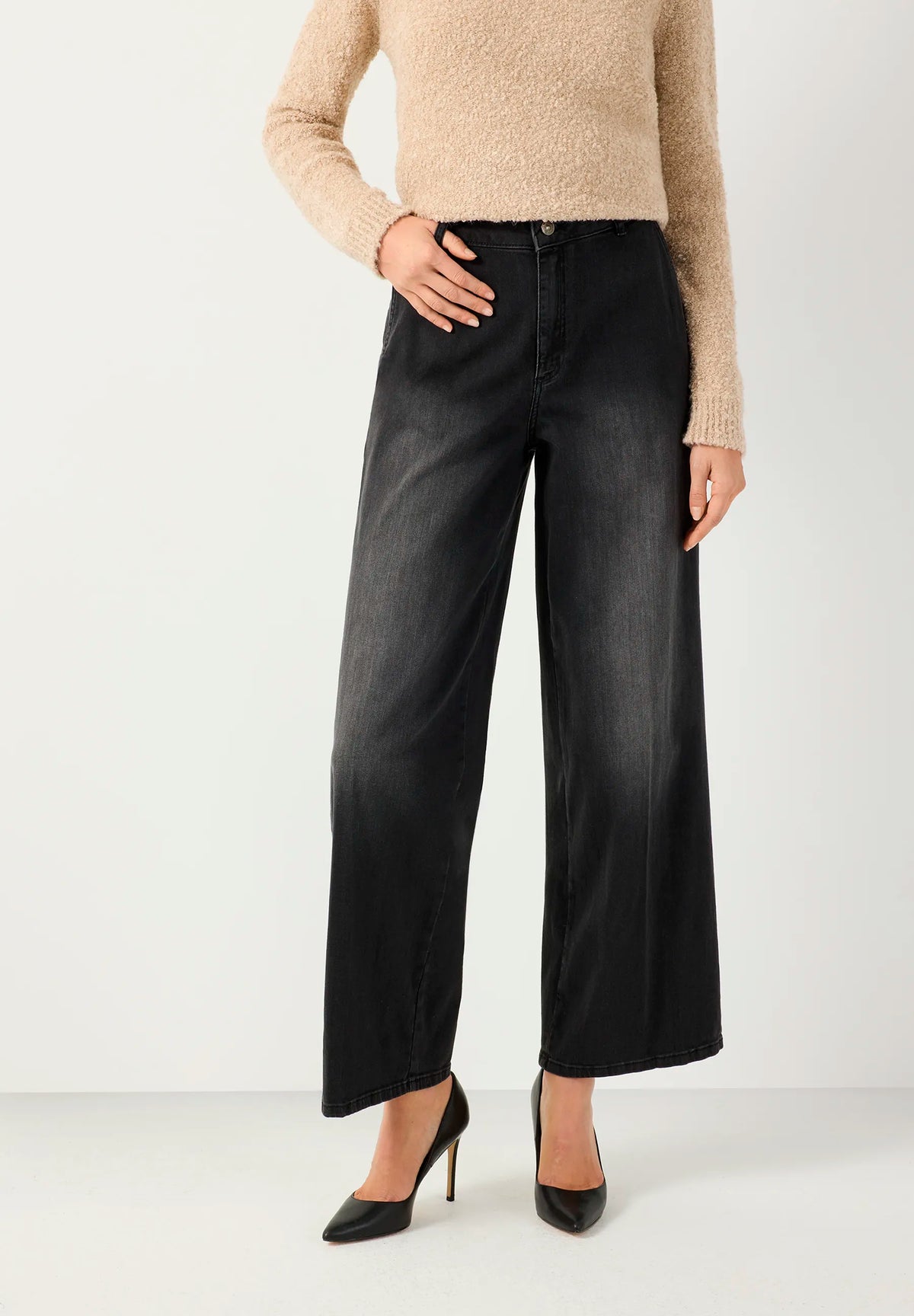 More &amp; More Dark Grey Denim Women Wide-Leg Jeans SKU: 61934493_M0968 Image 01
