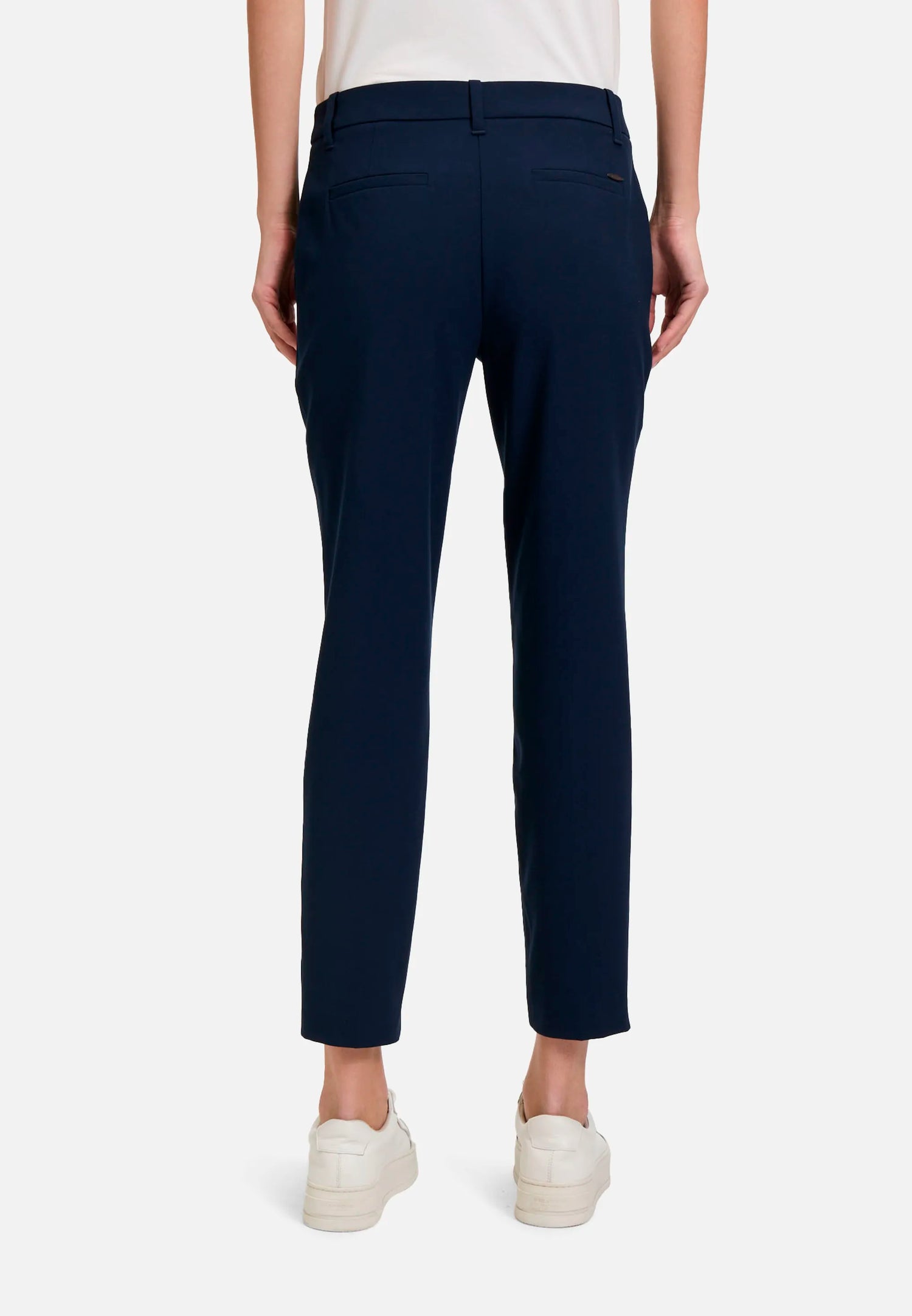 Betty Barclay_Navy Blue_Suit Trousers with Pockets_6238-3747_8543_03