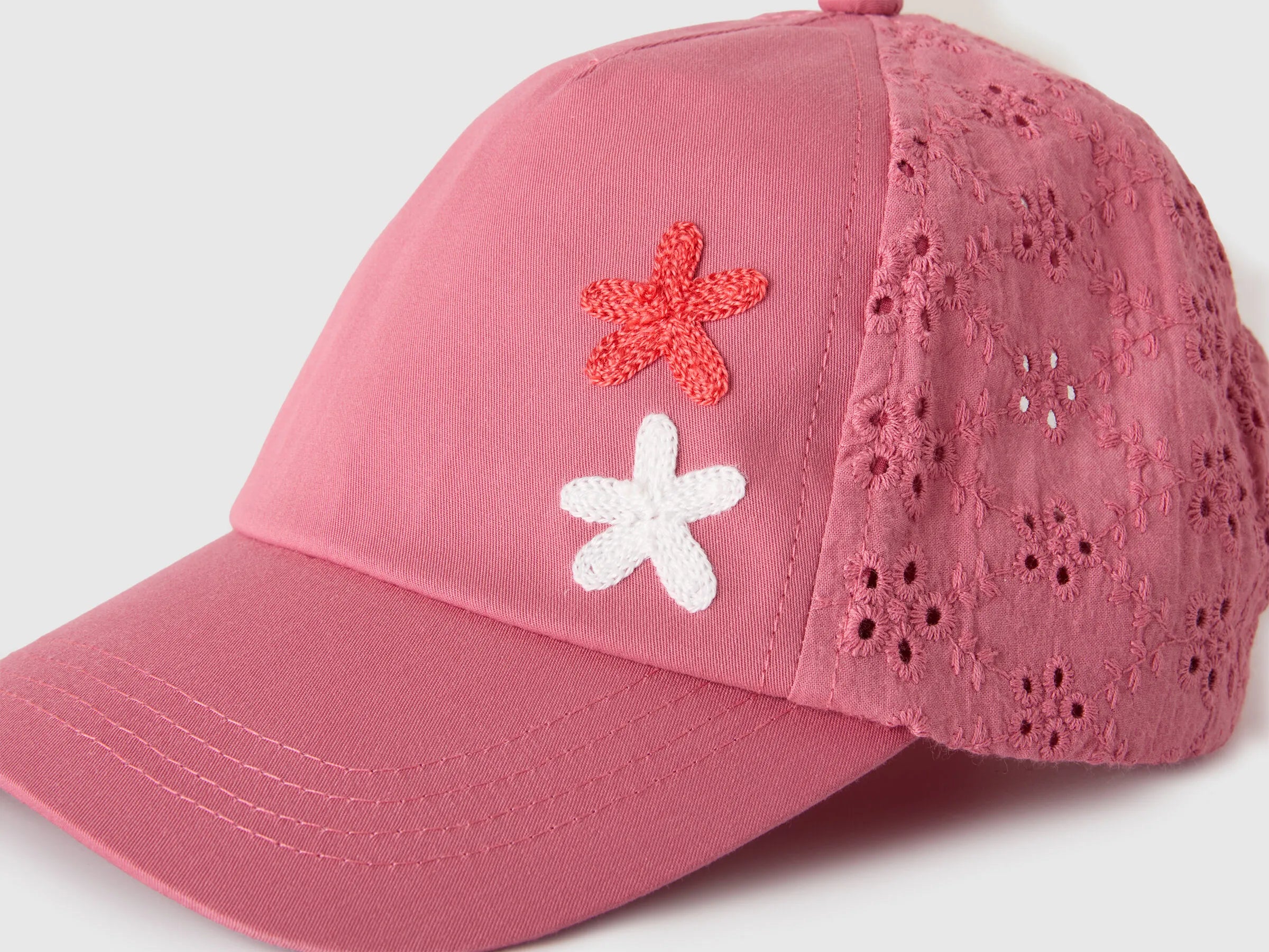 Benetton Fuchsia Girls Baseball Cap with Sangallo Lace SKU: 62LARA00I_01T Image 03