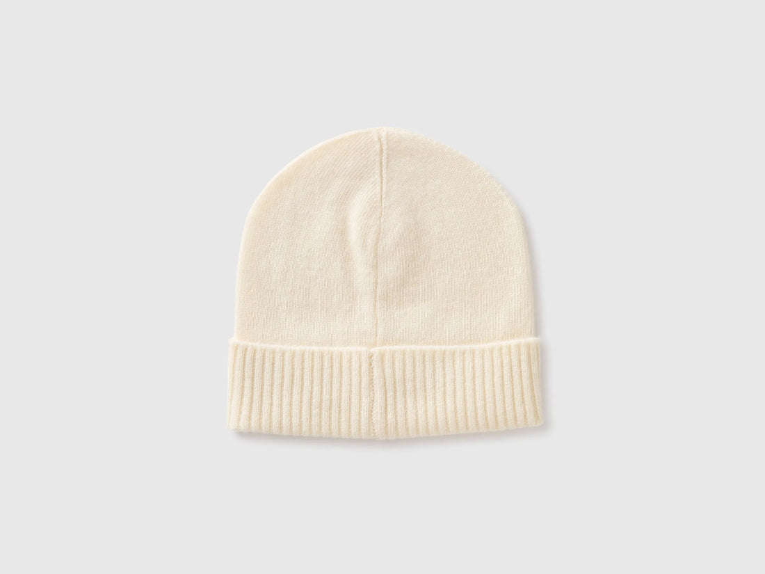 Benetton Creamy White Women 100% Wool Hat SKU: 63UWVA00G_000 Image 02