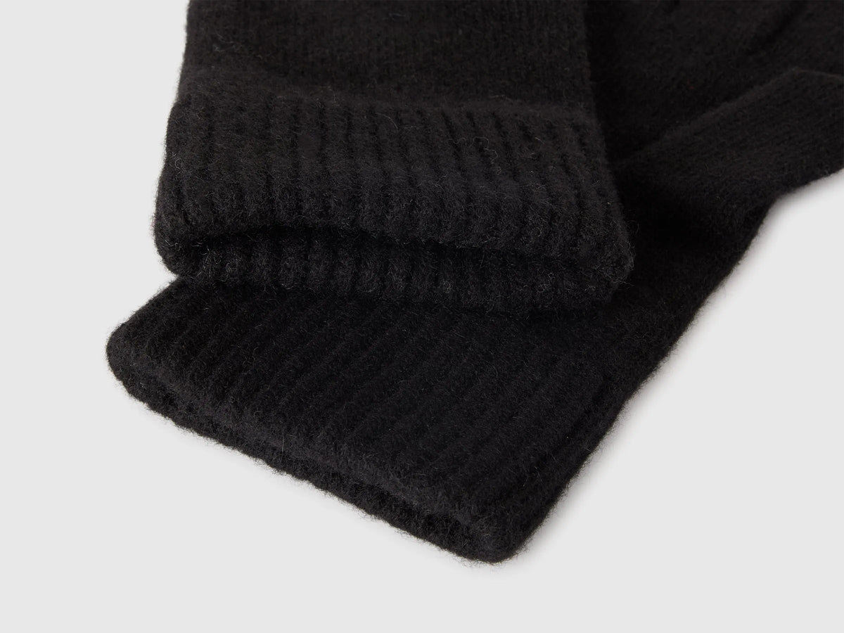 Benetton Black Men 100% Wool Gloves SKU: 63UWVG001_100 Image 03