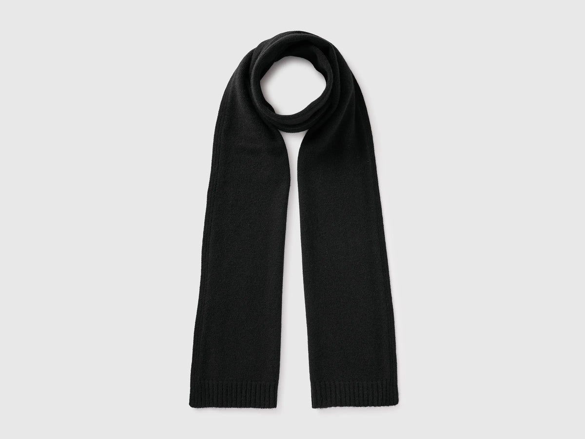 Benetton Black Women 100% Wool Scarf SKU: 63UWVU00K_100 Image 01