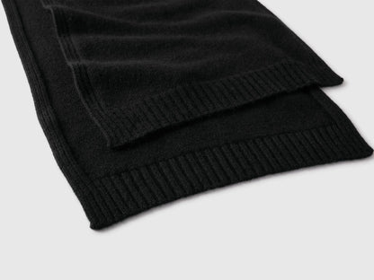 Benetton Black Women 100% Wool Scarf SKU: 63UWVU00K_100 Image 02