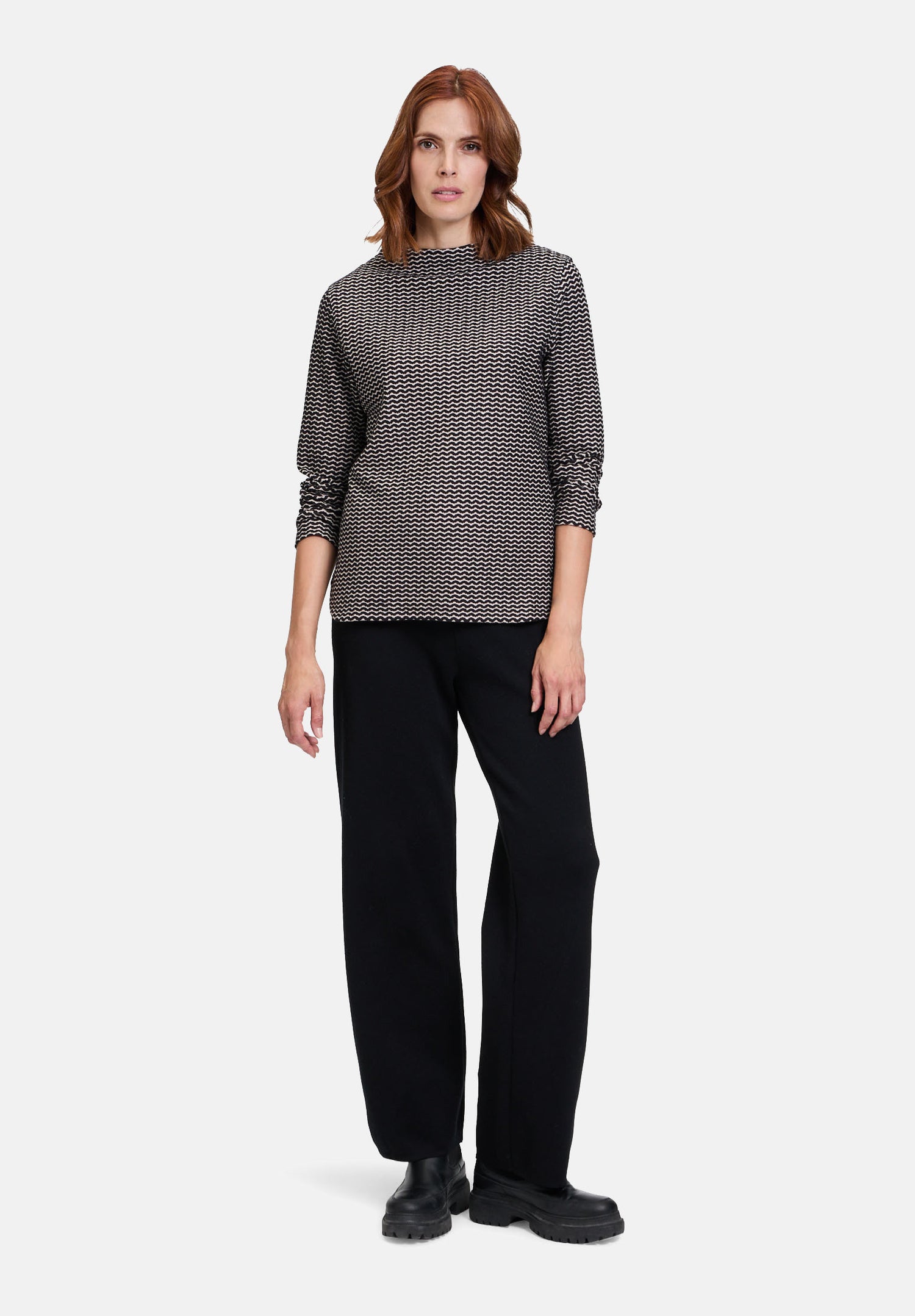 Pull-On Trousers With Elastic Waistband_02