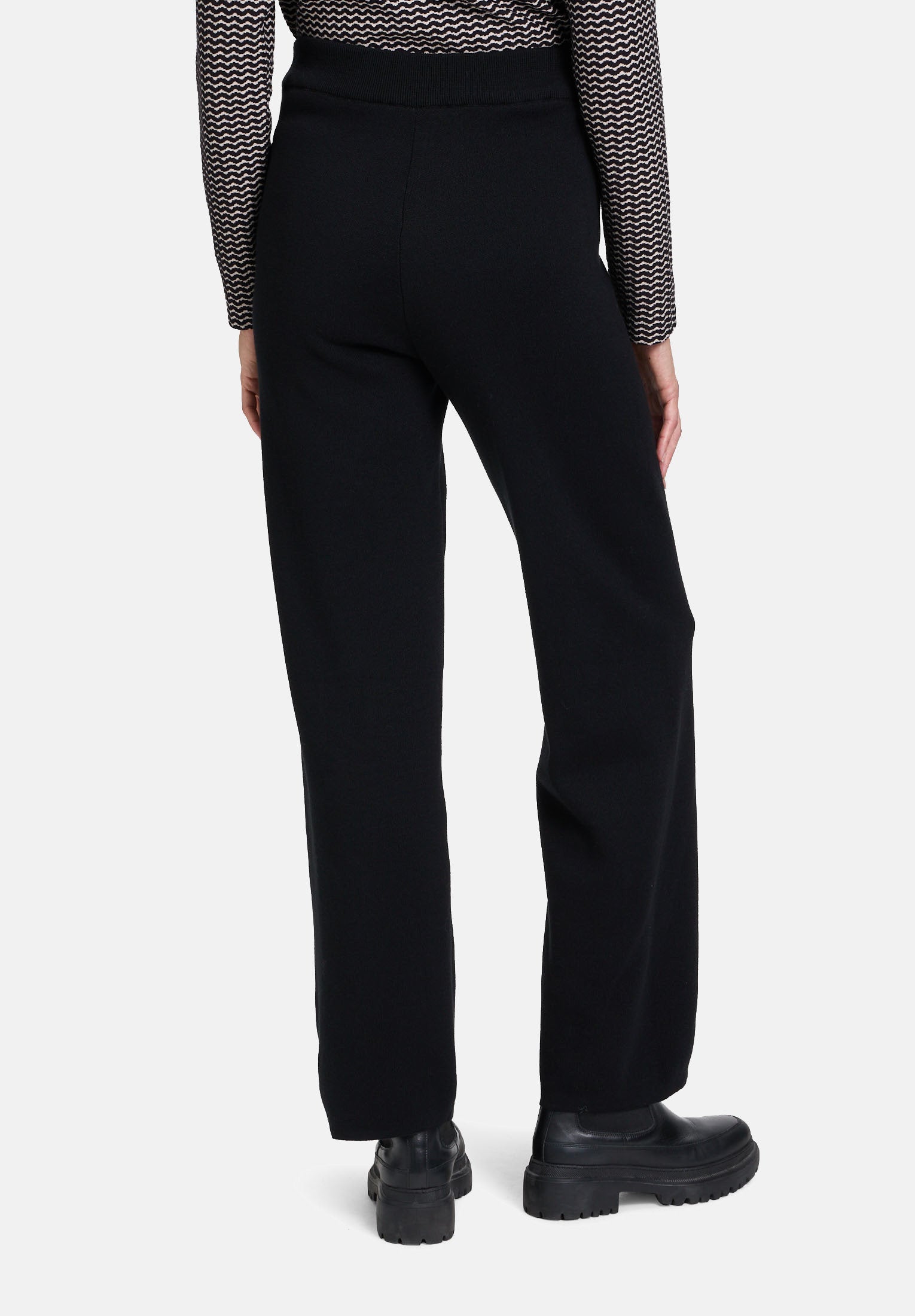 Pull-On Trousers With Elastic Waistband_03