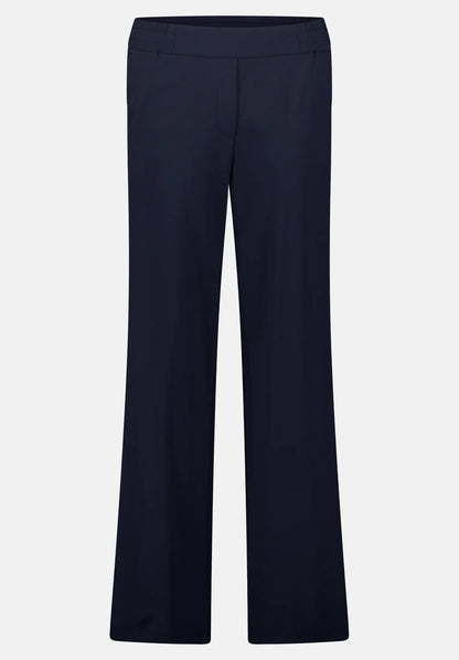 Betty Barclay_Navy Blue_Pull-On Trousers with Pockets_6630-3138_8543_04