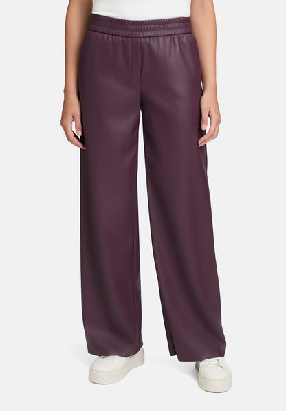 Betty Barclay_Dark Aubergine_Wide-Leg Pull-On Trousers_6640-3127_4685_03