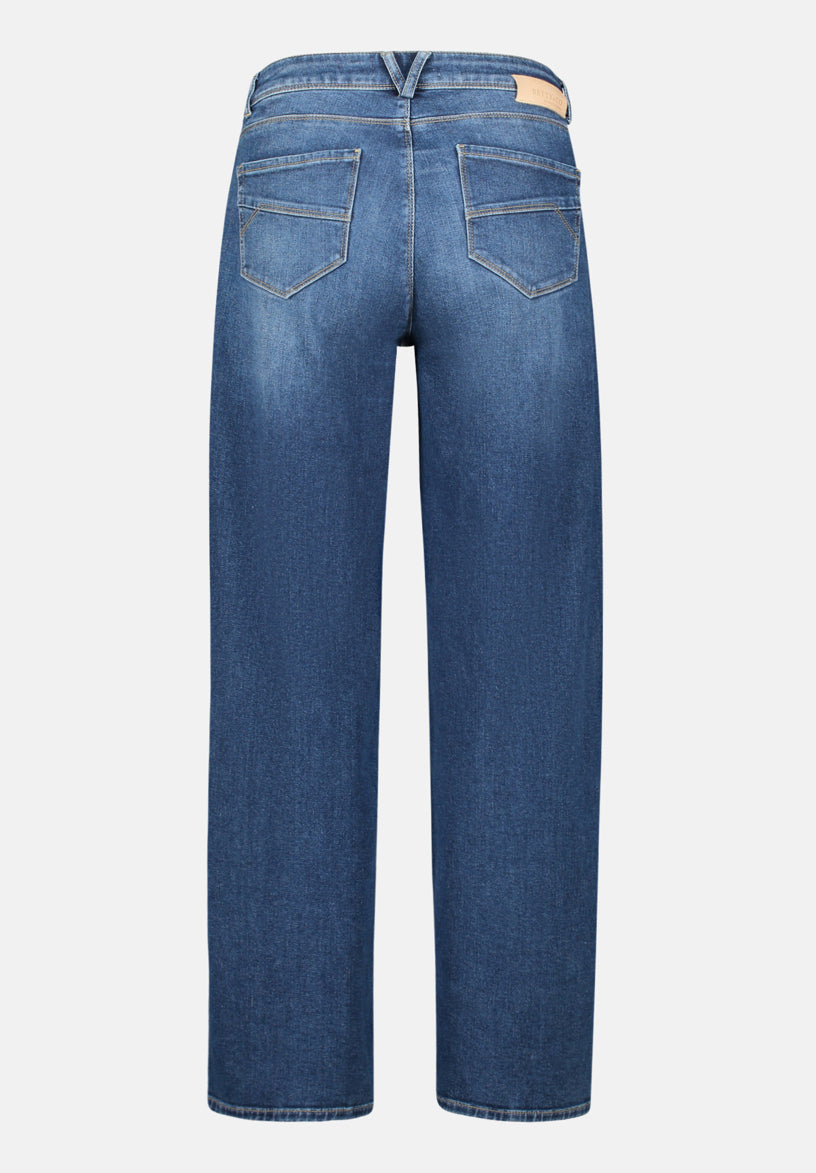 Betty Barclay_Blue Denim_High-Waisted Wide-Leg Jeans_6652-3071_8622_05