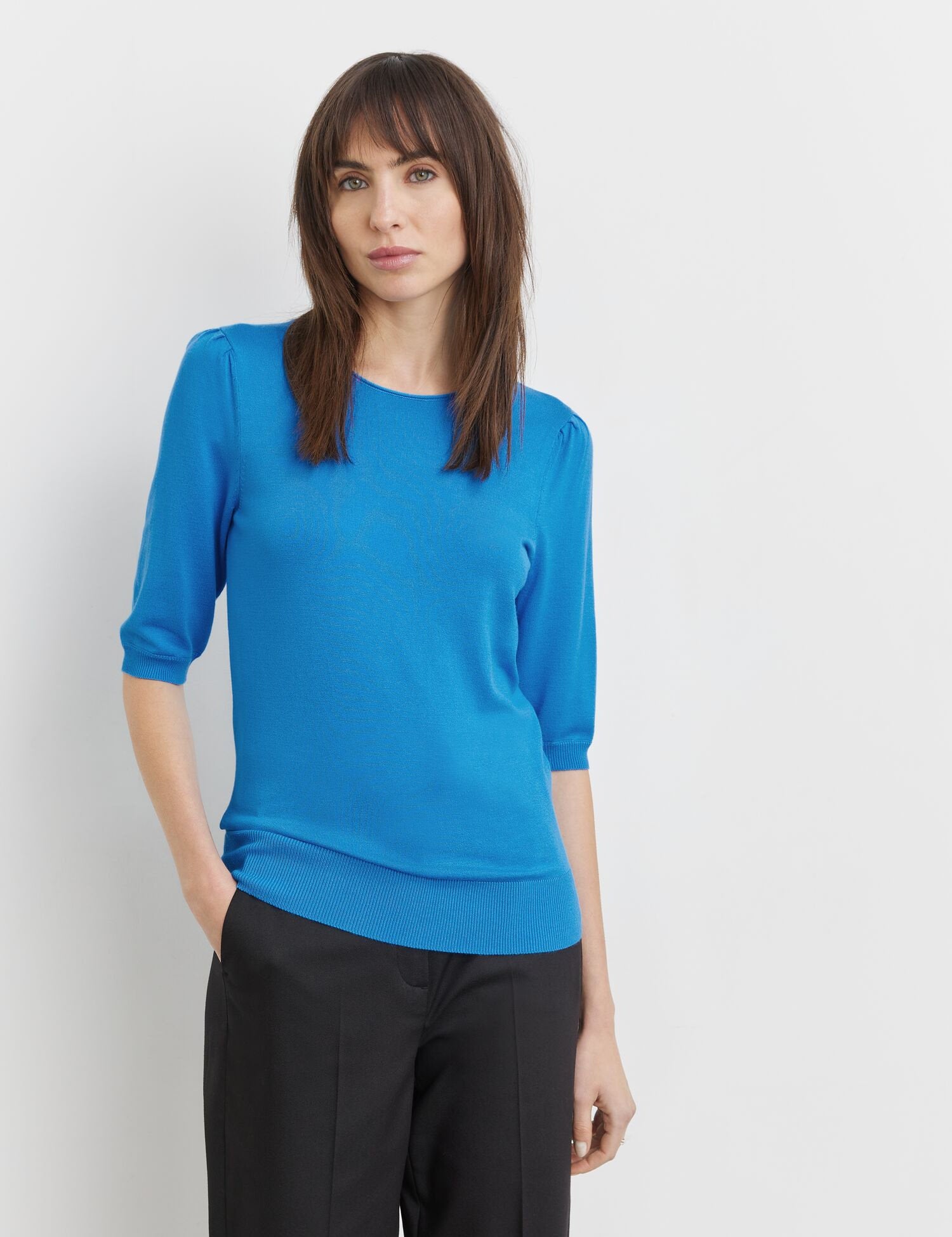 Jumper With Puff Sleeves_672402-15300_8890_01