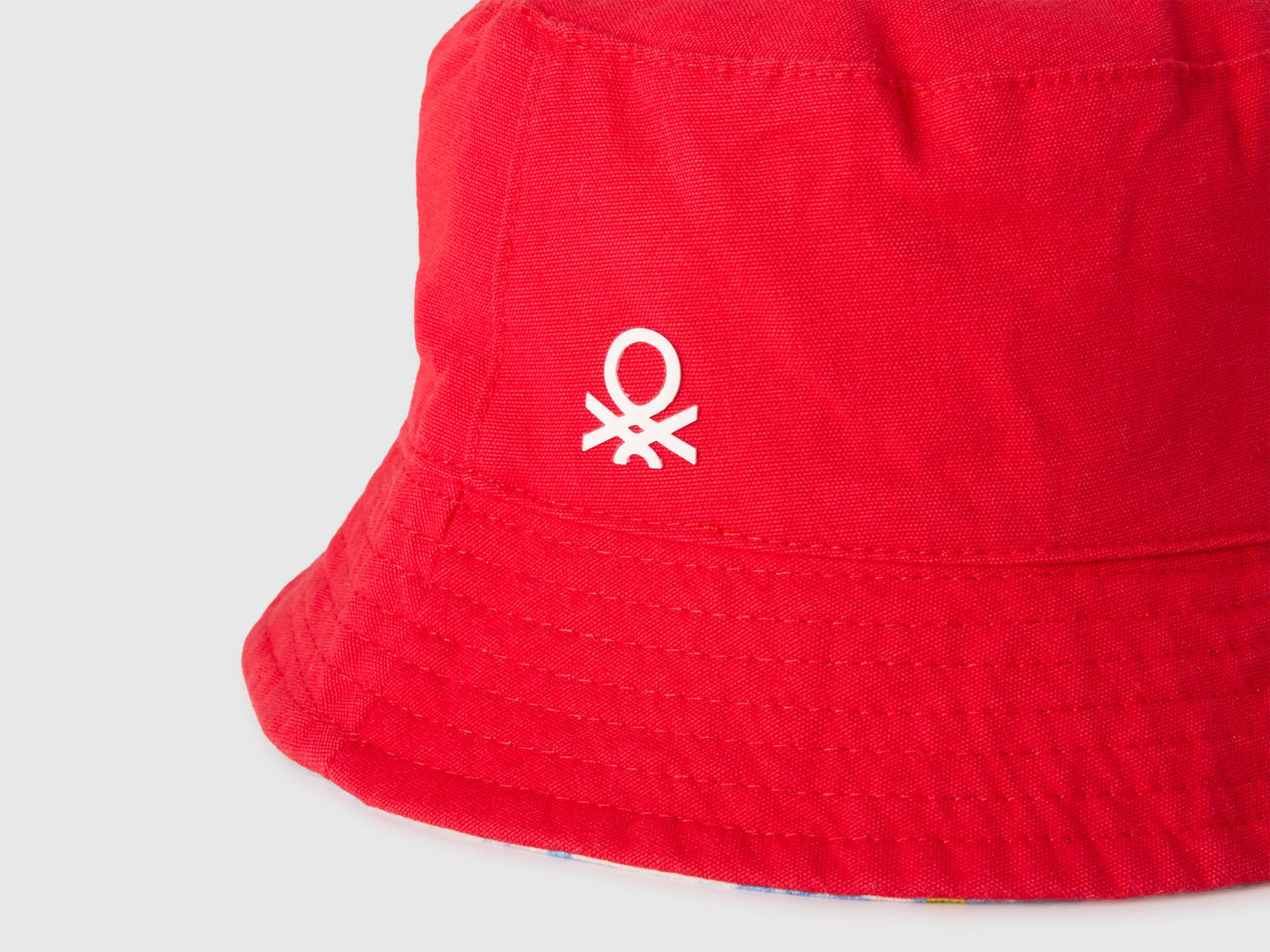 Benetton Red Boys Reversible Bucket Hat SKU: 674BRA00L_3E1 Image 03