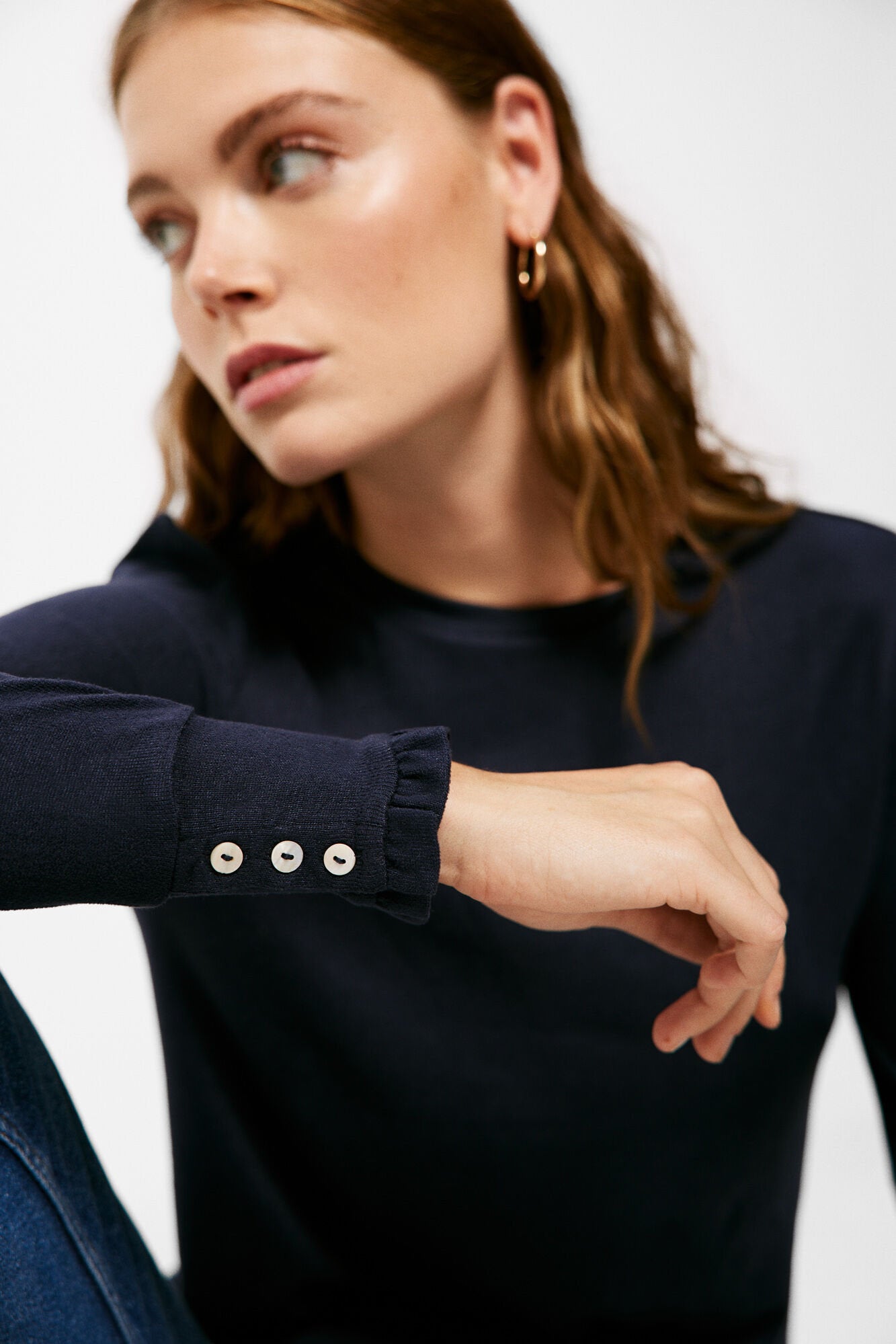 Long Sleeve T Shirt With Ruffle Hem_6765935_10_04