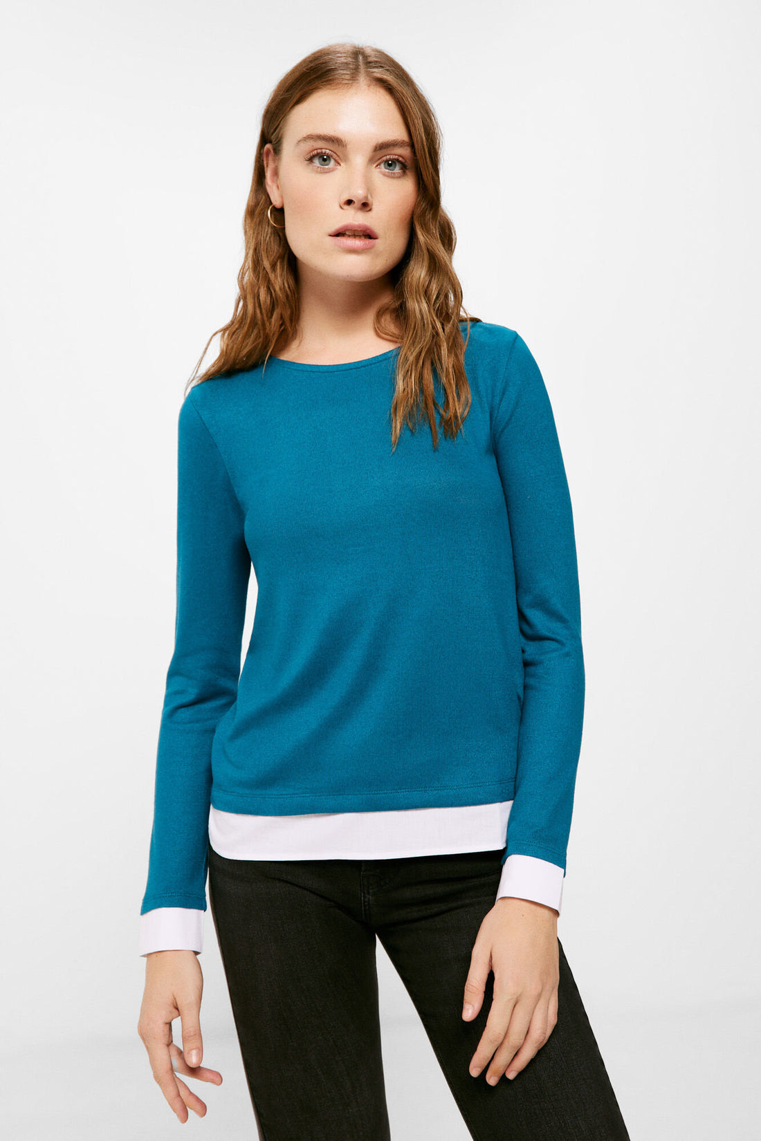 Long Sleeve T Shirt With Extended Hem_6765947_85_01