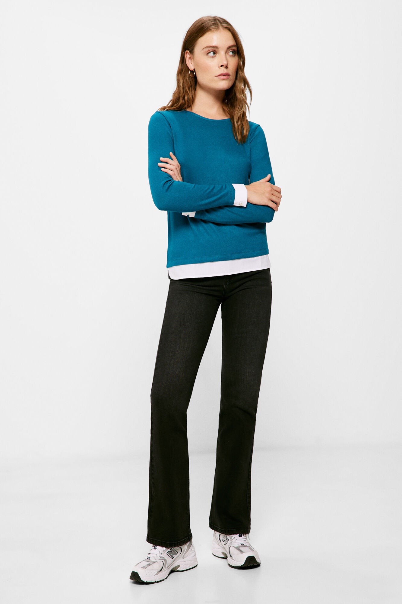 Long Sleeve T Shirt With Extended Hem_6765947_85_07