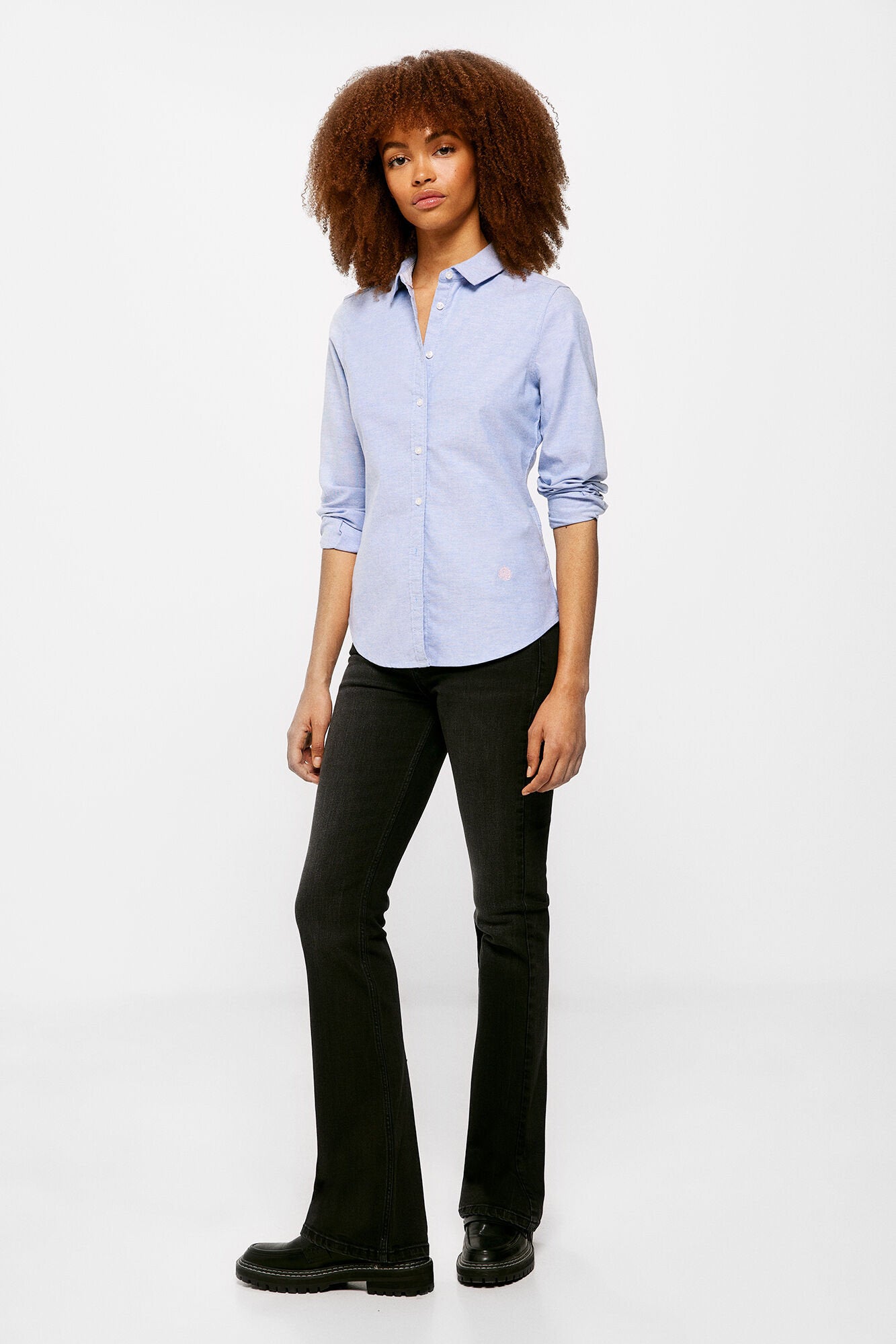 Classic Button Down Shirt_6797701_11_03