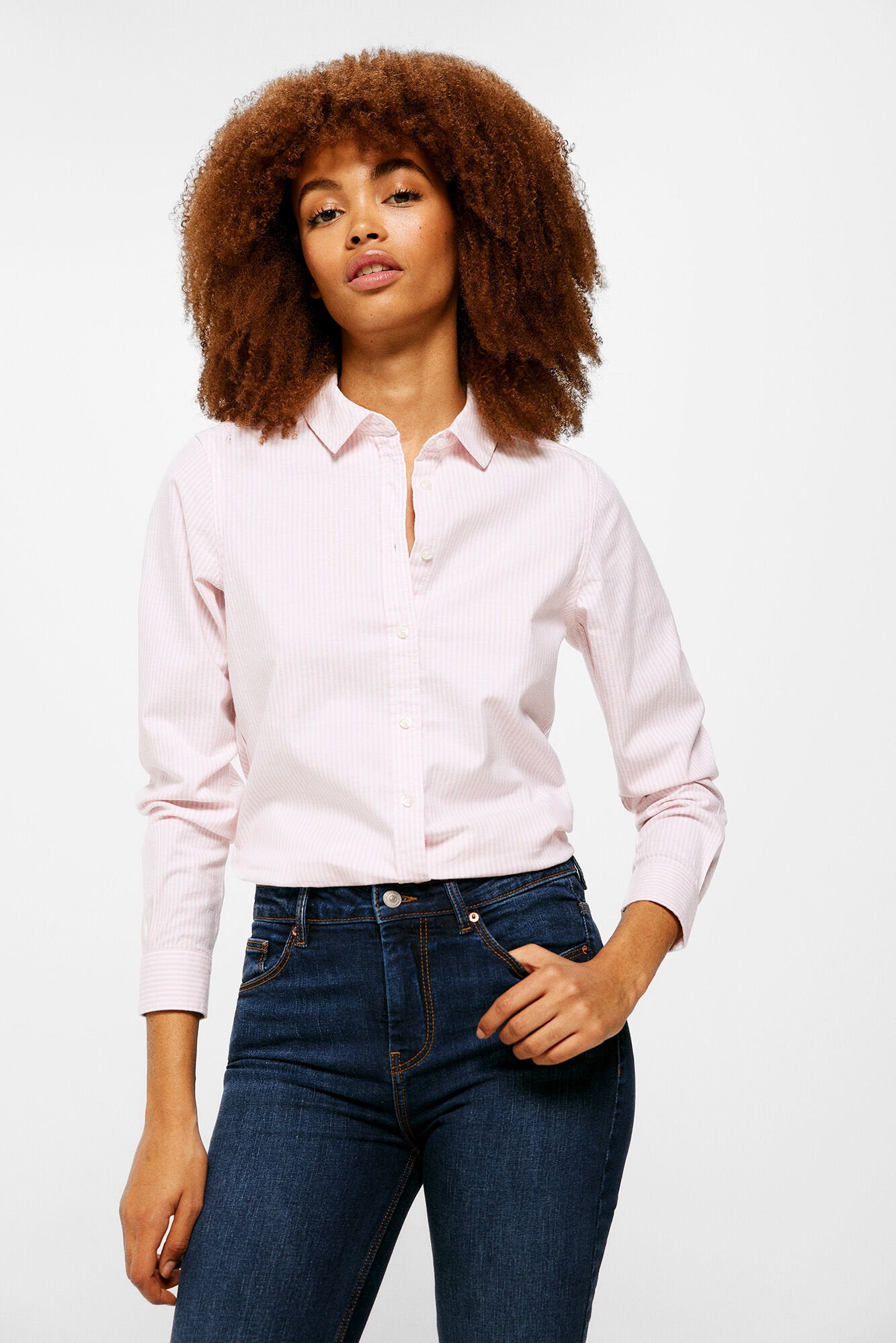 Classic Button Down Shirt_6797701_73_01