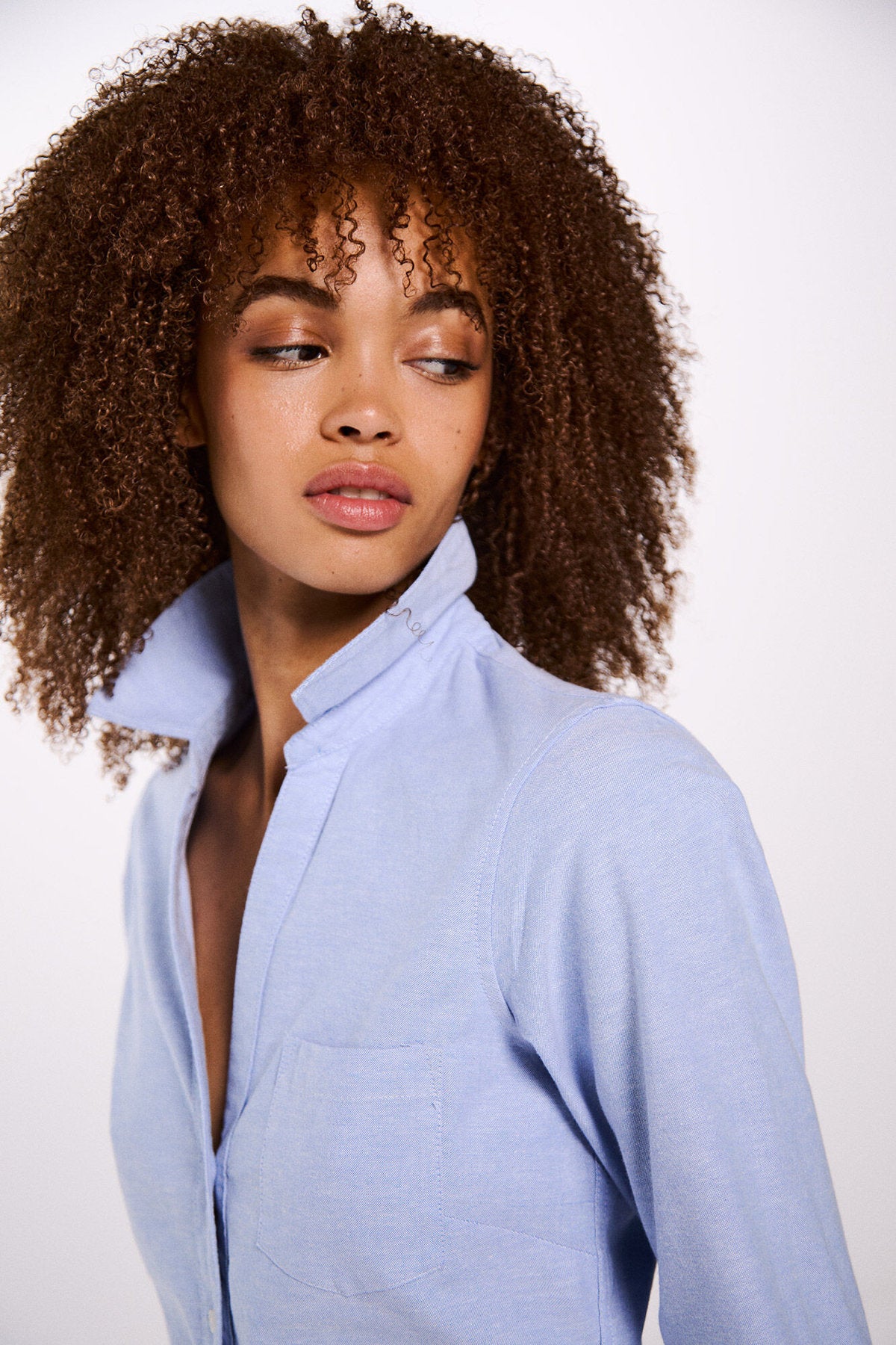 Springfield_V Neckline Oxford Shirt_6799703_17_02