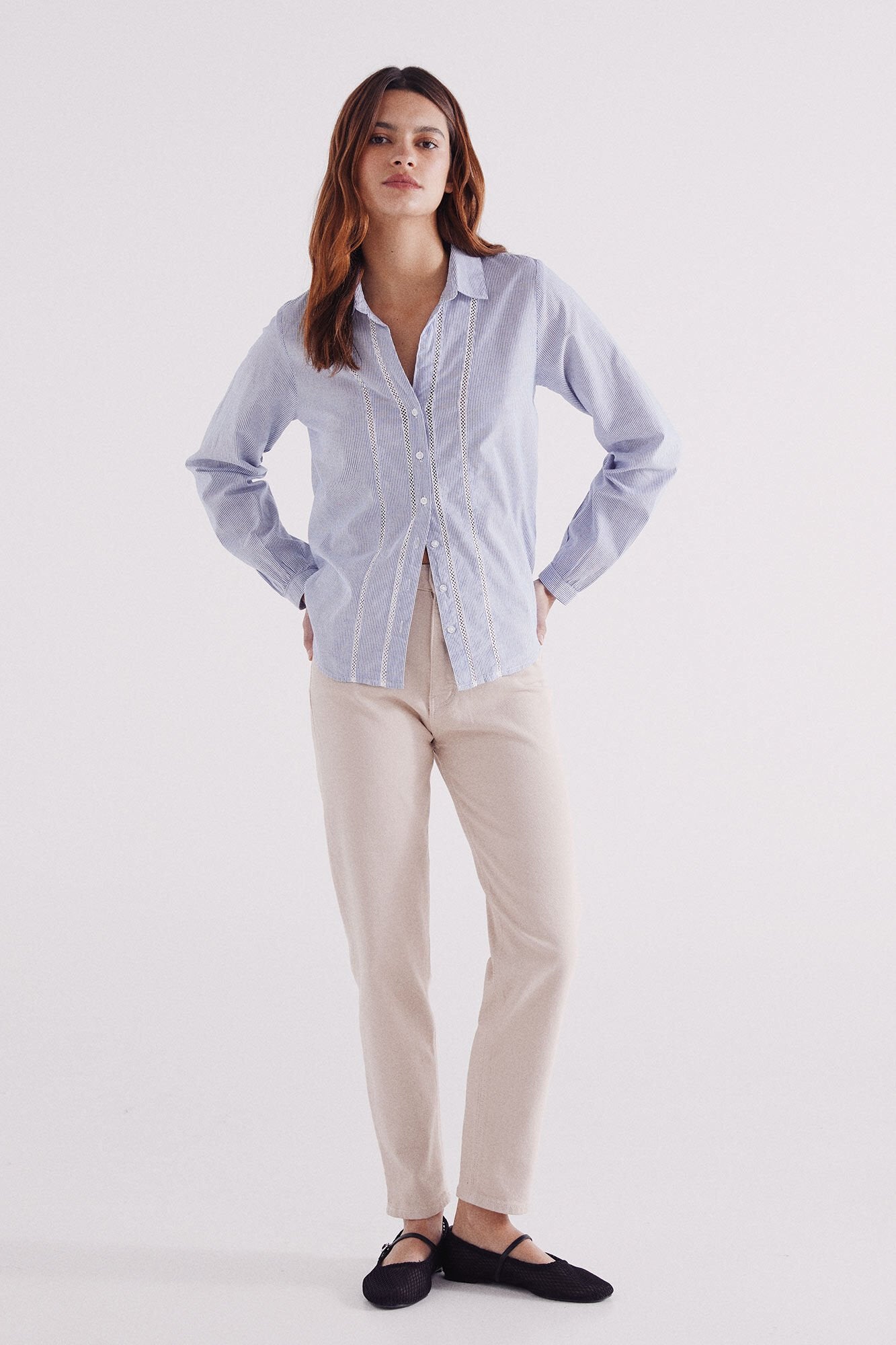 Springfield_Lace Insert Shirt_6799724_81_04