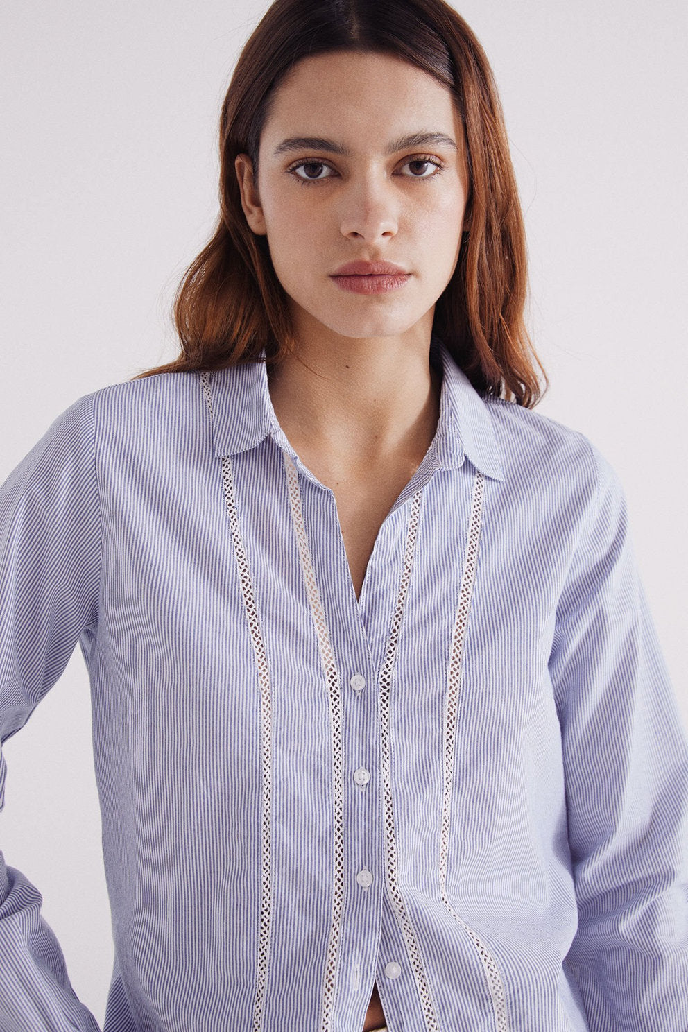 Springfield_Lace Insert Shirt_6799724_81_05