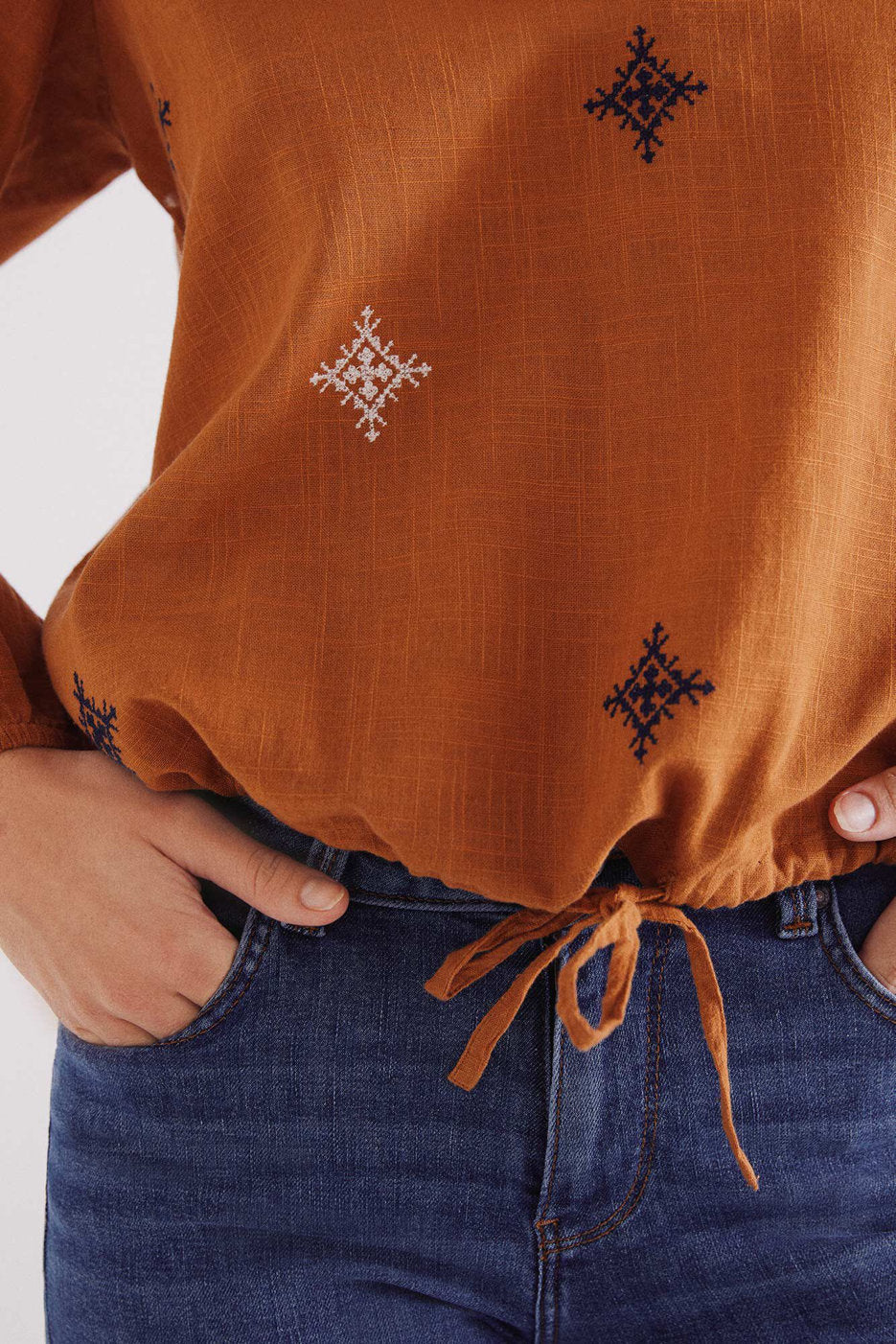 Springfield_Ethnic Embroidery Blouse_6799737_08_04