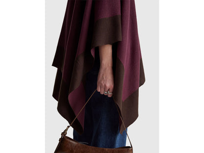Benetton_Plum_Reversible Cape_67MDDU01W_1D3_04