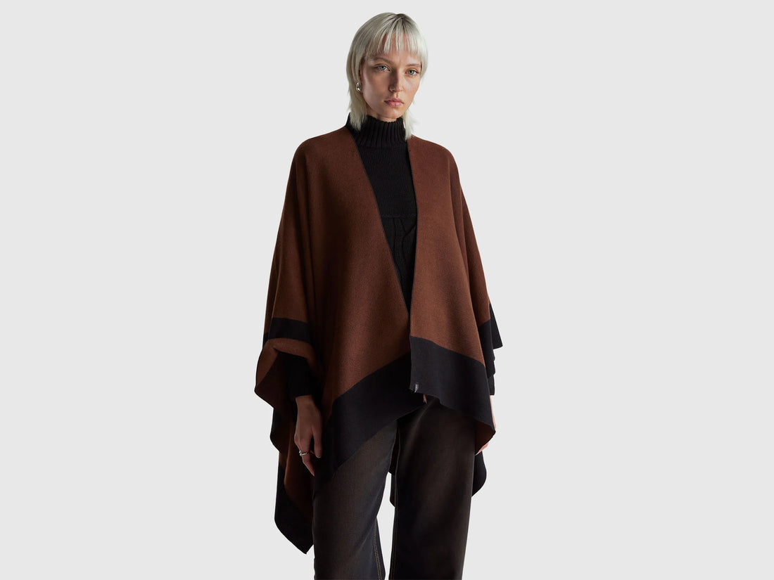 Benetton_Brown_Reversible Cape_67MDDU01W_901_01