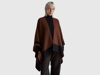 Benetton_Brown_Reversible Cape_67MDDU01W_901_01