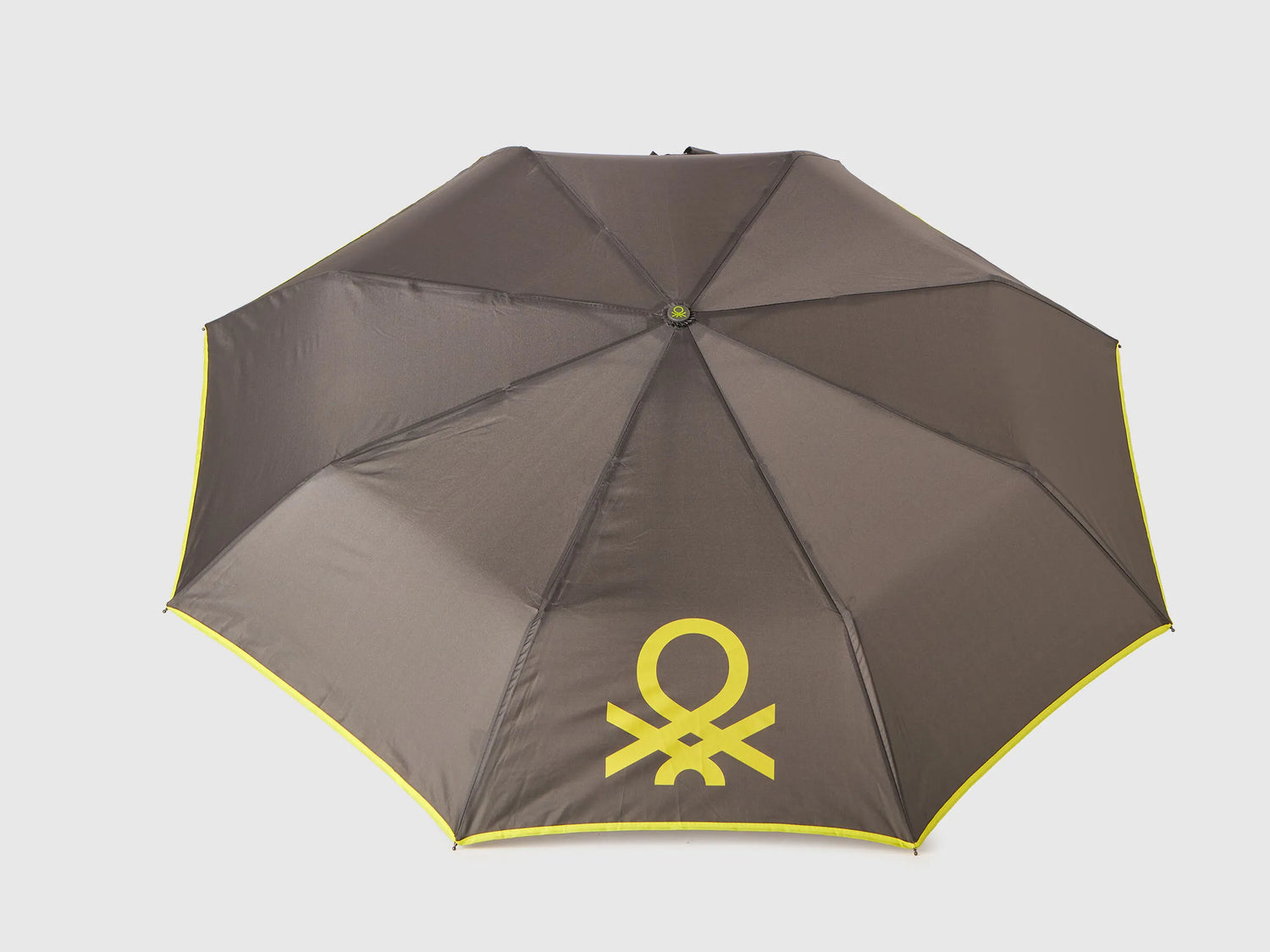 Benetton_Brown_Gray Umbrella_67OZU8002_15M_02