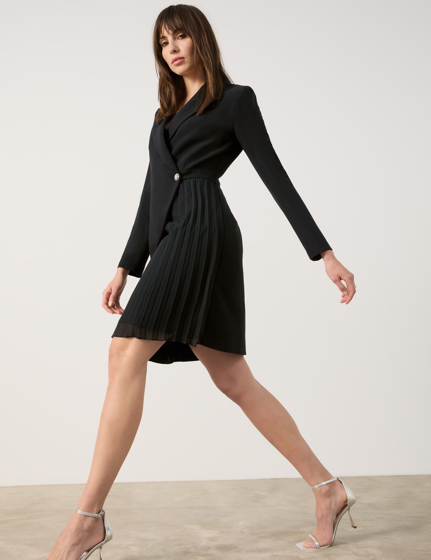 Elegant Blazer Dress With A Wrap-Over Effect_05