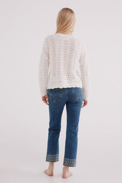 Springfield_Embroidered Hem Rise Jeans_6829790_15_06