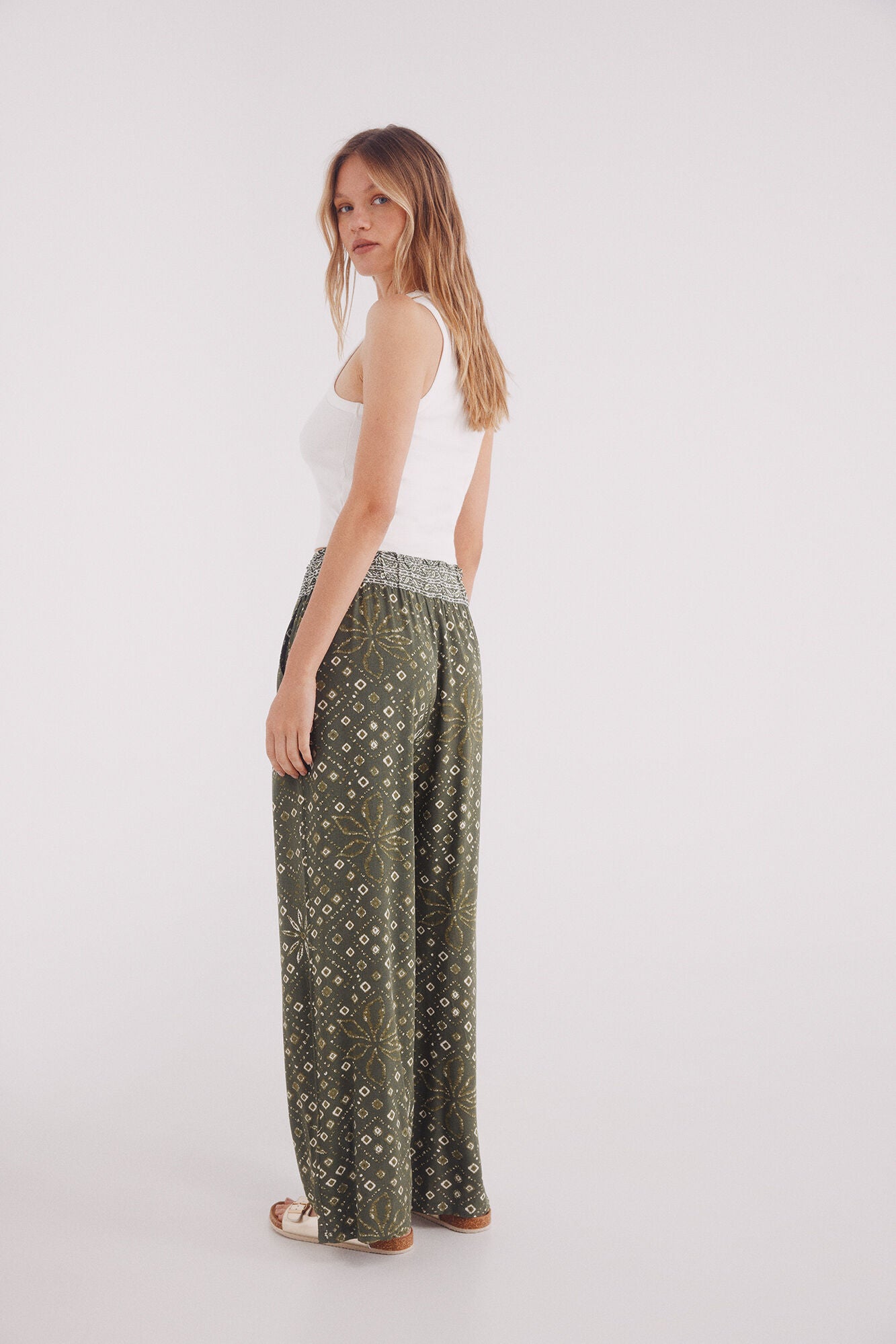 Springfield_Multi-Color_Print Palazzo Fluid_6832054_91_04