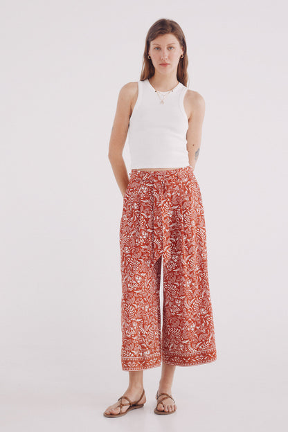 Springfield_Multi-Color_Printed Flowing Trousers_6832055_67_01