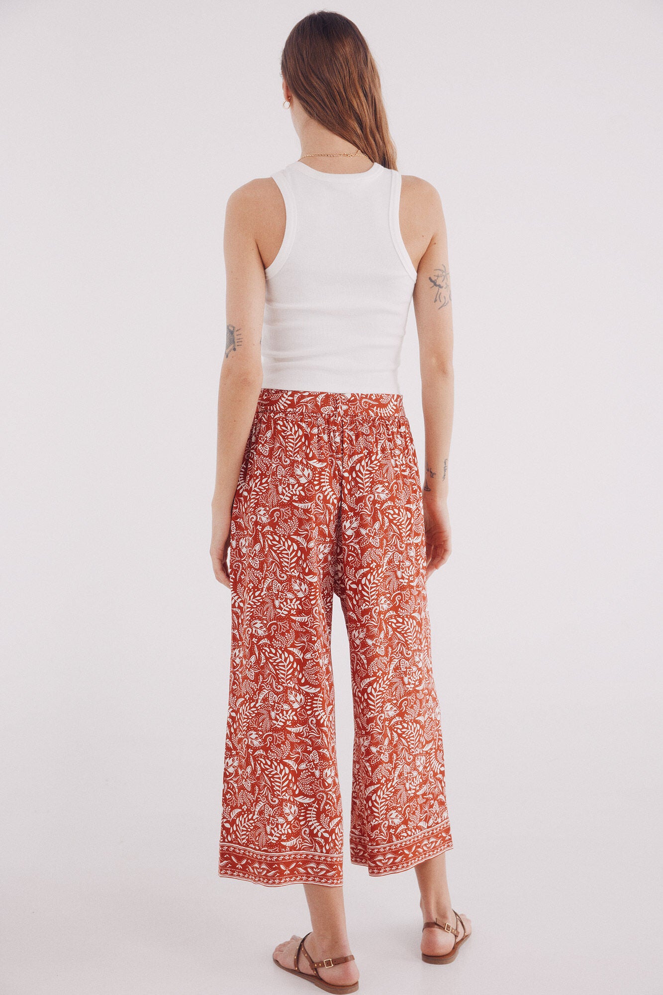 Springfield_Multi-Color_Printed Flowing Trousers_6832055_67_04