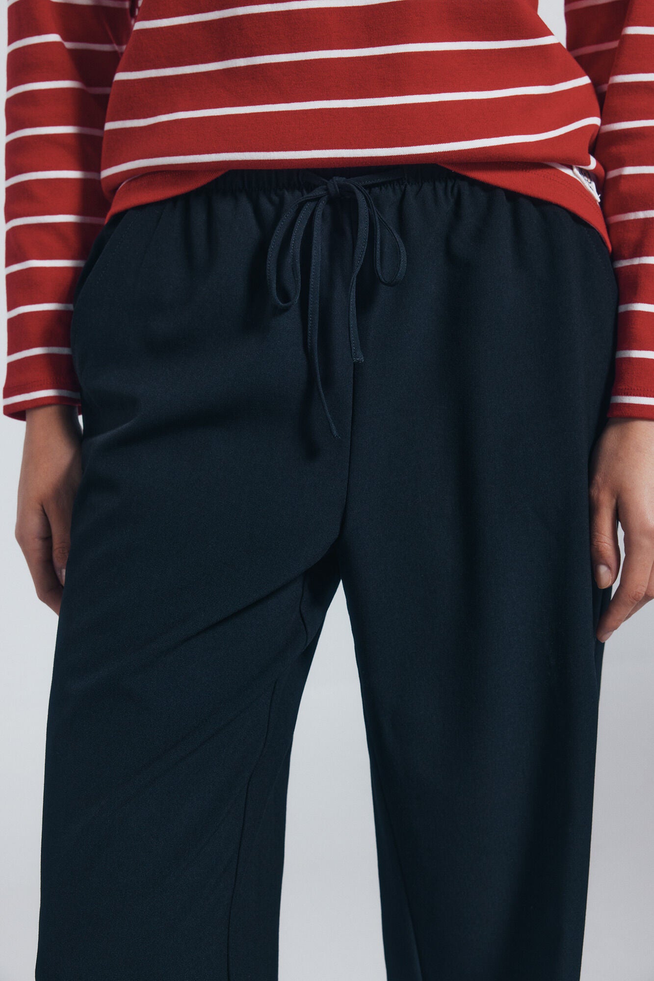 Springfield_Black_Wide Jogger Pants_6832068_01_04