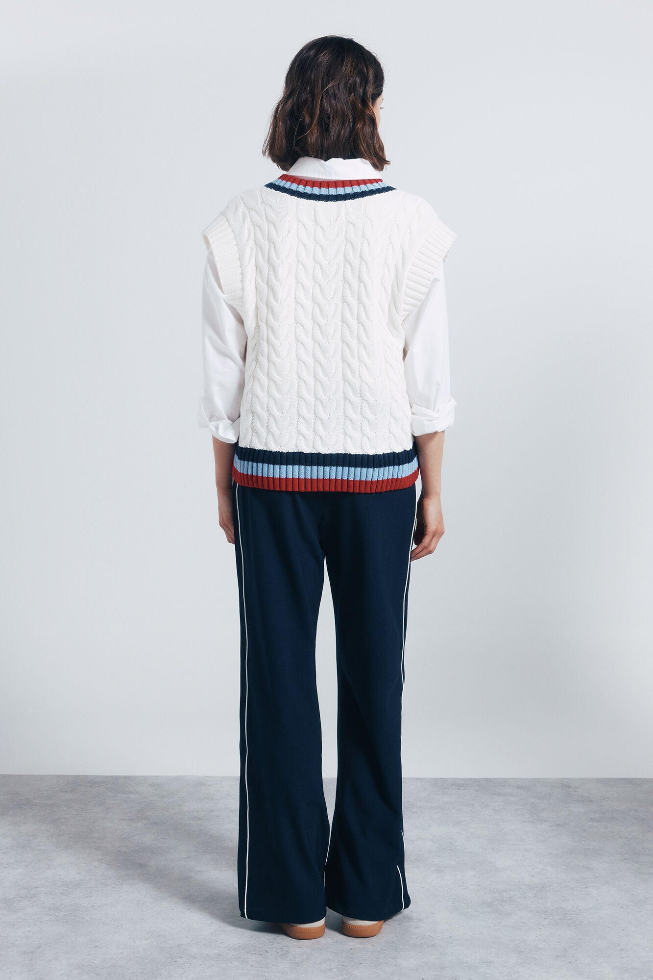 Springfield_Blue_Side Striped Jogger Pants_6832070_10_05