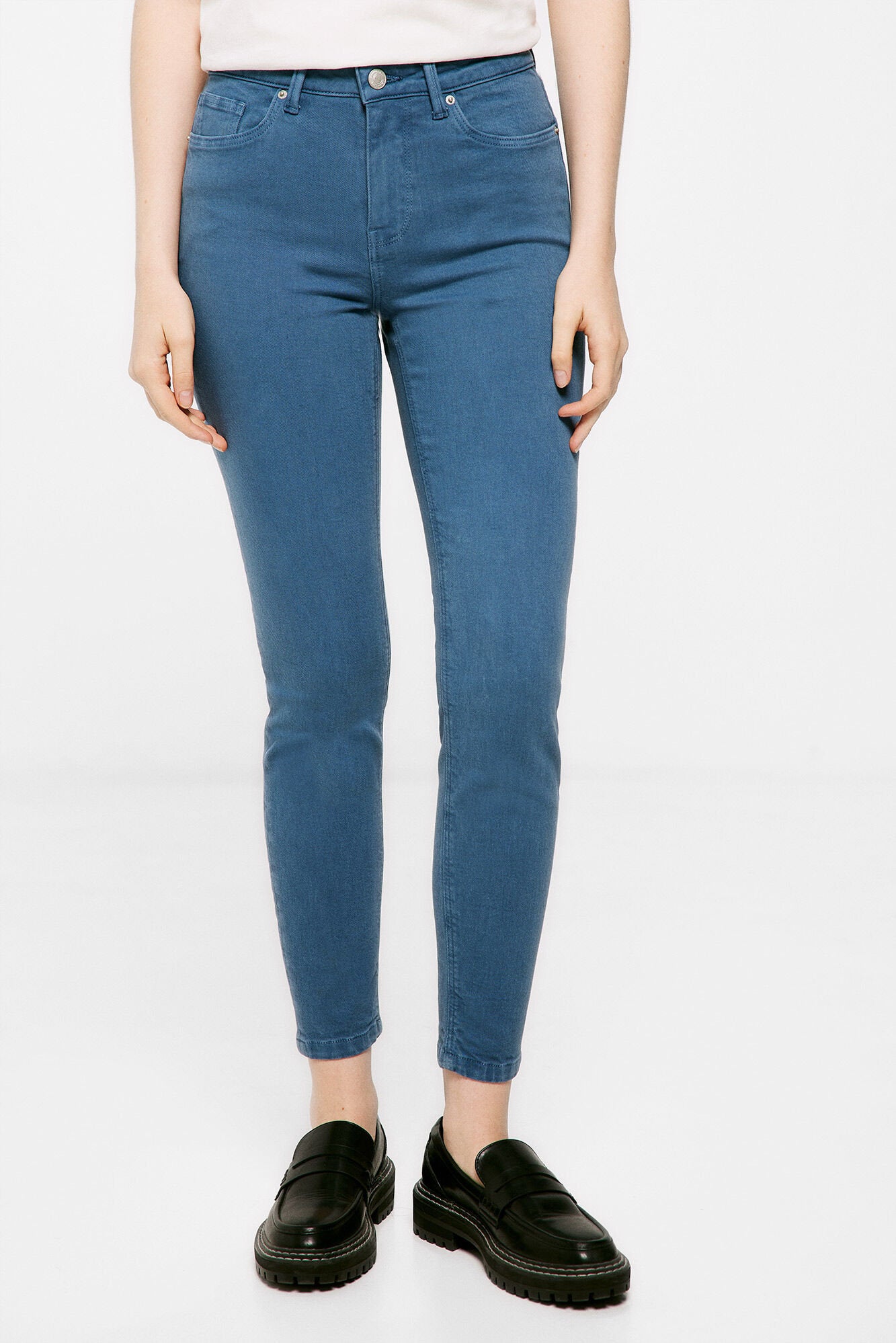 Skinny Fit Jeans_6837404_19_09