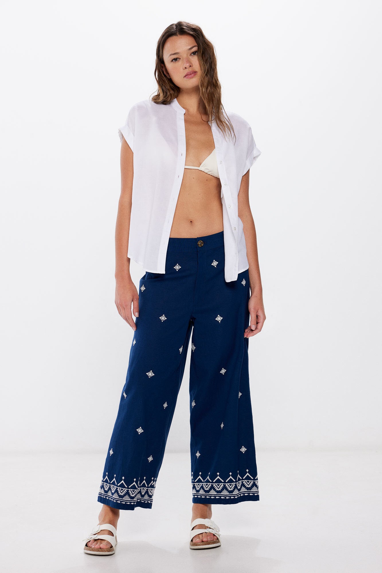 Linen Cotton Embroidered Pants_6838015_10_01