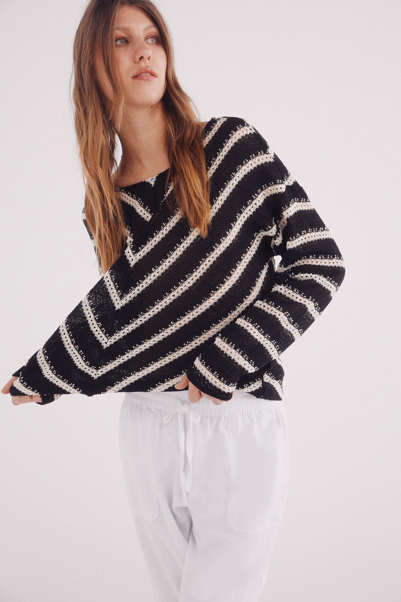 Springfield_Cotton Lyocell Jogger Pants_6839222_99_04