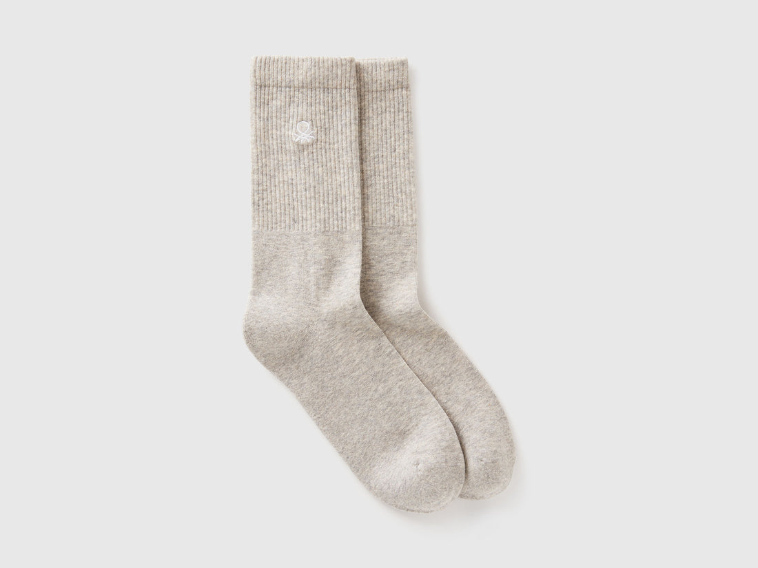 Benetton_Sporty Socks in Organic Stretch Cotton_6AO42701Q_931_01