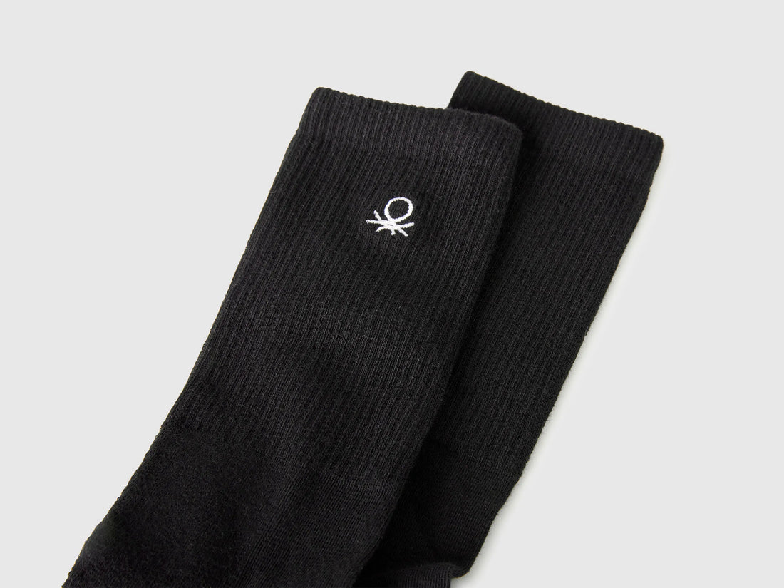 Benetton Black Men, Women Mid-Calf Terry Socks SKU: 6AO4V7006_100 Image 02