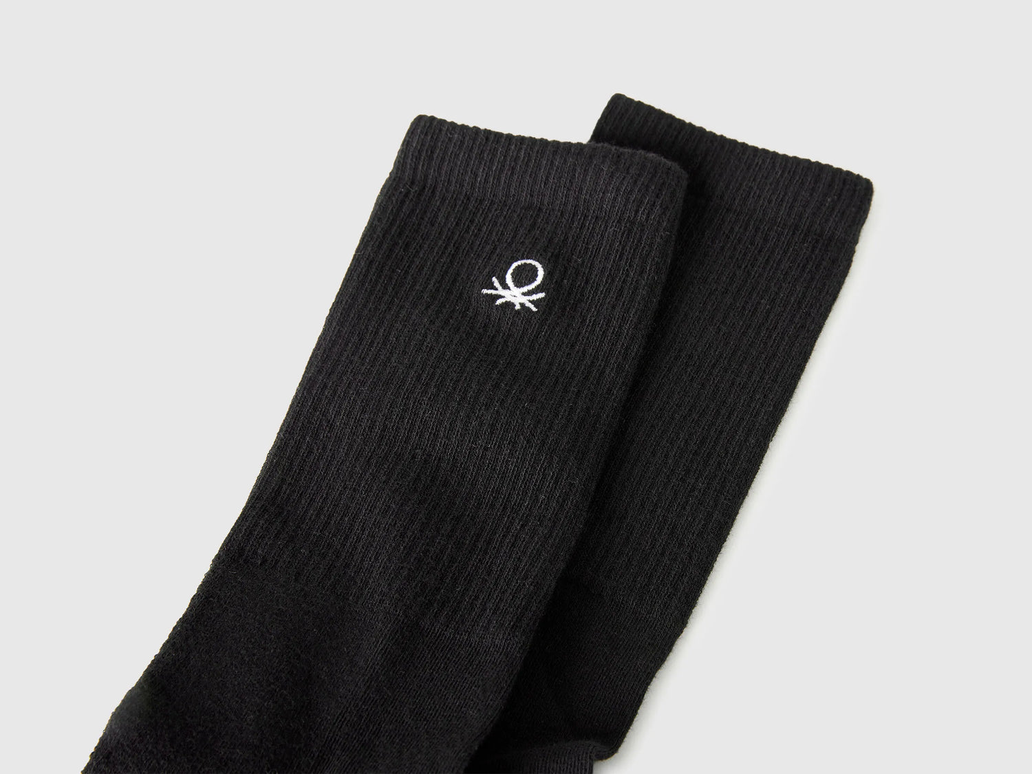 Benetton Black Men, Women Mid-Calf Terry Socks SKU: 6AO4V7006_100 Image 02