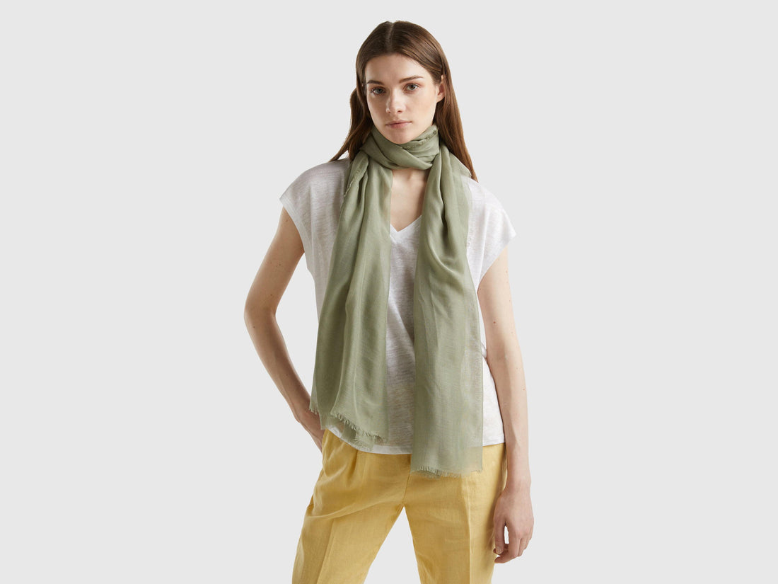 Modal¨ And Silk Scarf_6C2GDU016_0W6_03